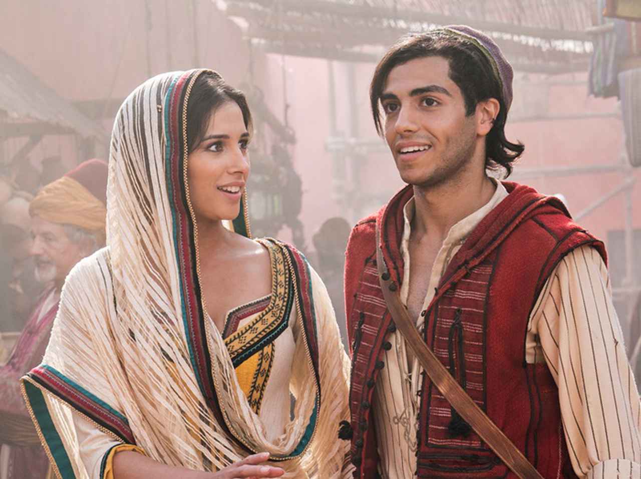 実写版『アラジン』スピンオフ計画にザワつくSNS！主人公はあの“残念な王子”