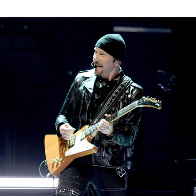 U2ジ・エッジ、日本のトイレに感動して話しかける