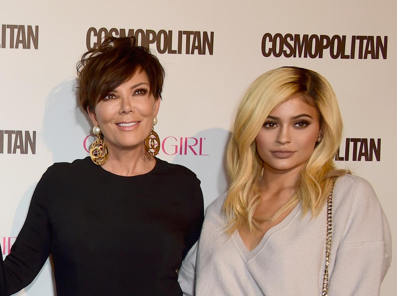 クリス・ジェンナー、2歳孫に『クリスマスプレゼント』で「家」購入！その理由に家族号泣