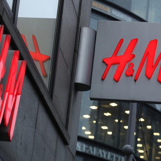 人気ブランドのH&M、敢えて服を「買わない」サービスの提供を開始
