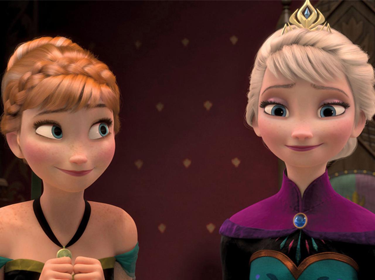 『アナと雪の女王2』、前作でエルサが投げ捨てた「王冠」を“あのキャラ”が愛用