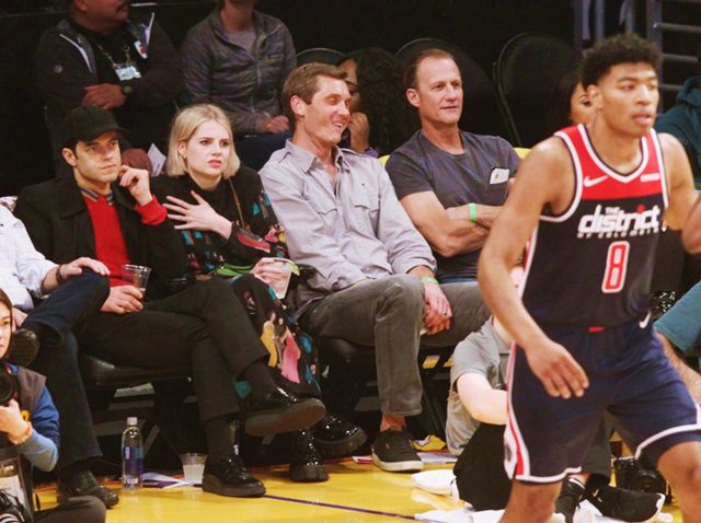 『ボヘラプ』ラミ・マレック、八村塁が出場したウィザーズ対レイカーズ戦を観戦