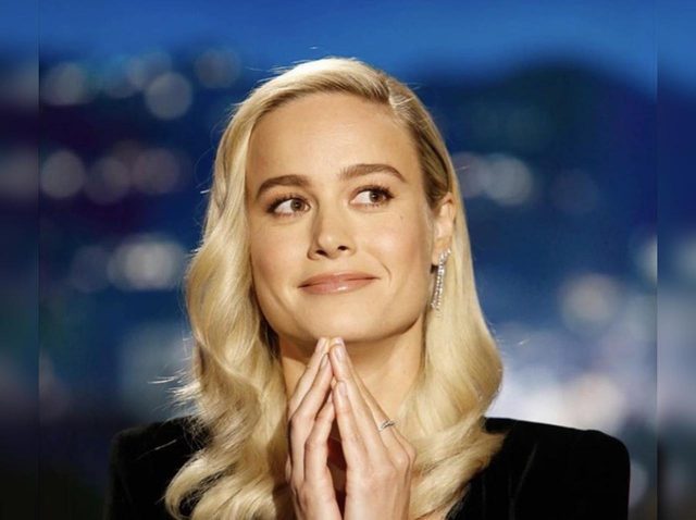 ブリー・ラーソン、「際どすぎるドレス」に思わず手を止めてテレビに見入る人が続出