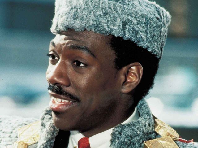 『星の王子 ニューヨークへ行く』エディ・マーフィ、「賢い方法」で30年ぶりの続編の制作進めていると告白