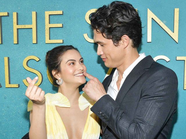 『リバーデイル』カミラ・メンデスとチャールズ・メルトンが破局か、冷却期間へ