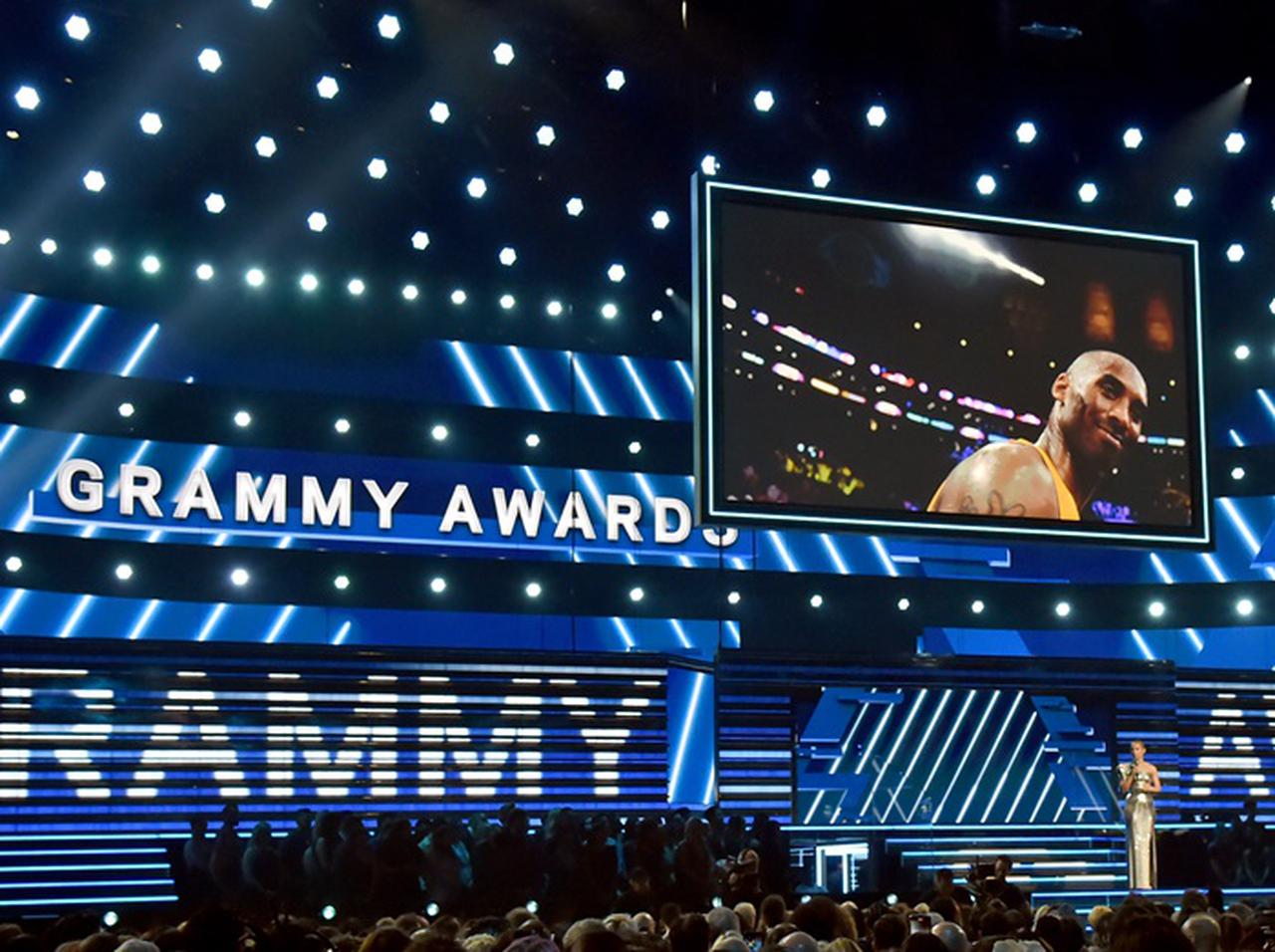 レイカーズの本拠地で開催、グラミー賞授賞式でコービー・ブライアントを追悼