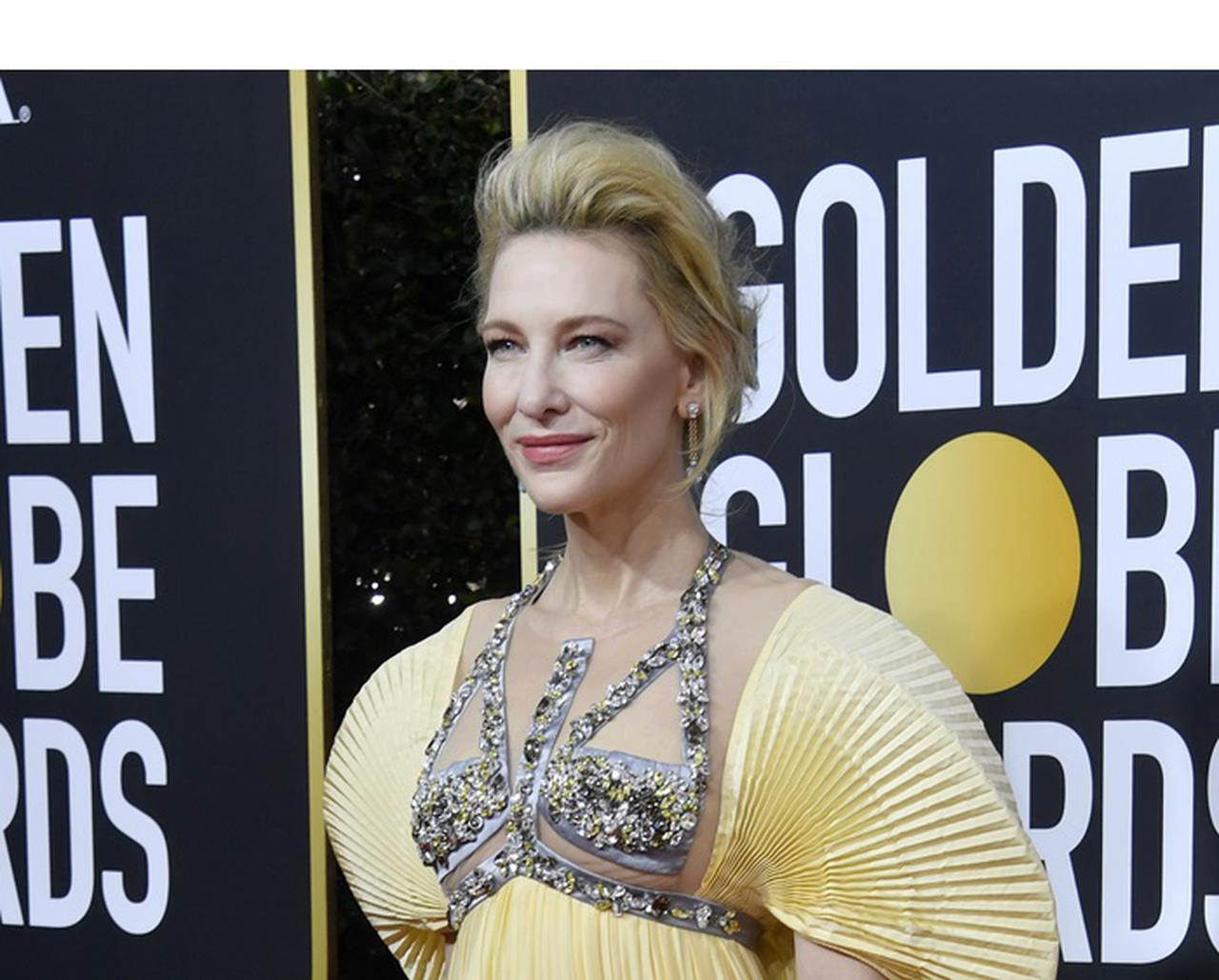 ケイト・ブランシェット、小児ガンをサポートするドレスを着用【ゴールデン・グローブ2020】