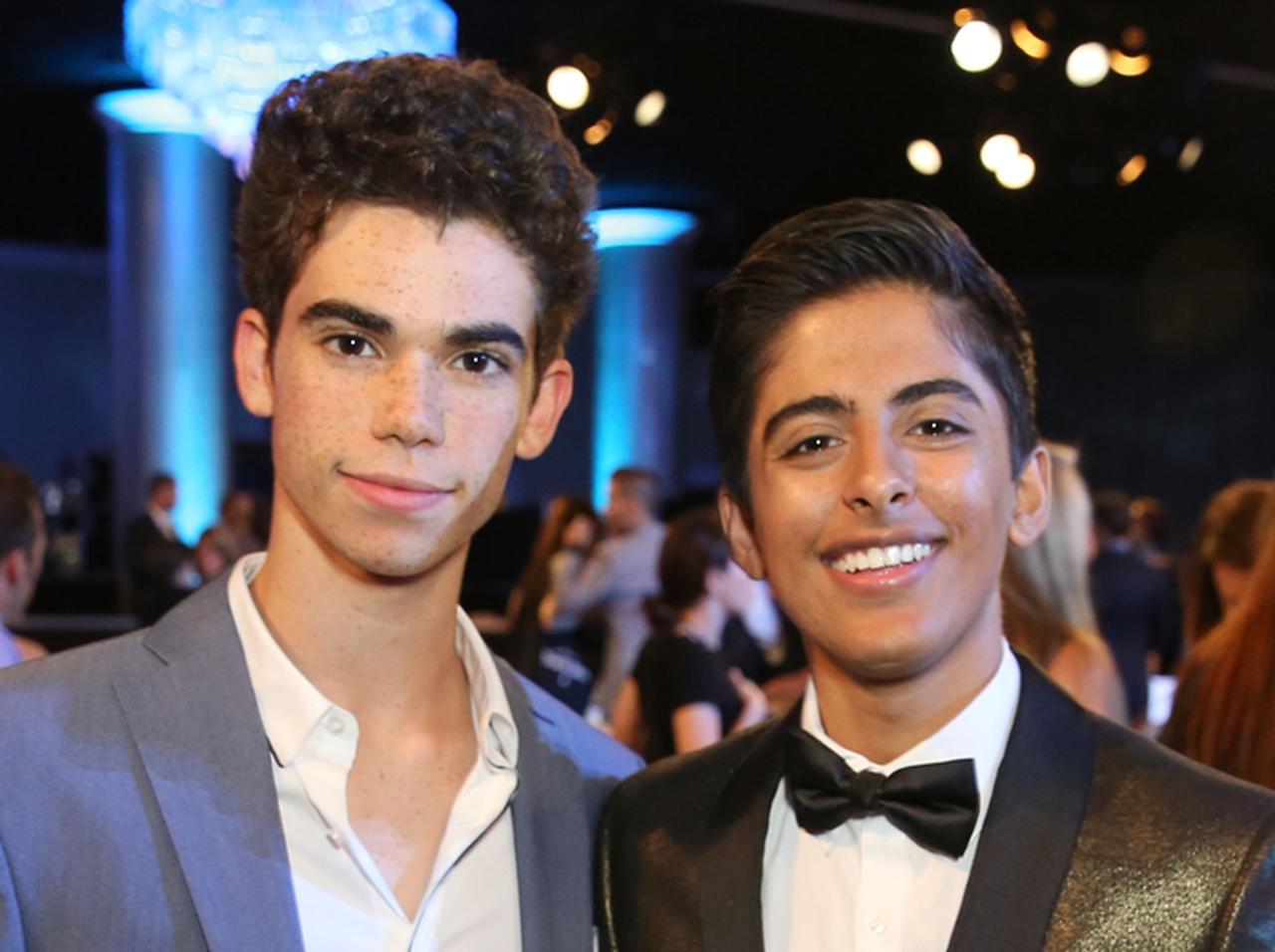 カラン・ブラー、故キャメロン・ボイスとの「ツーショット写真」と「筆跡」をタトゥーに