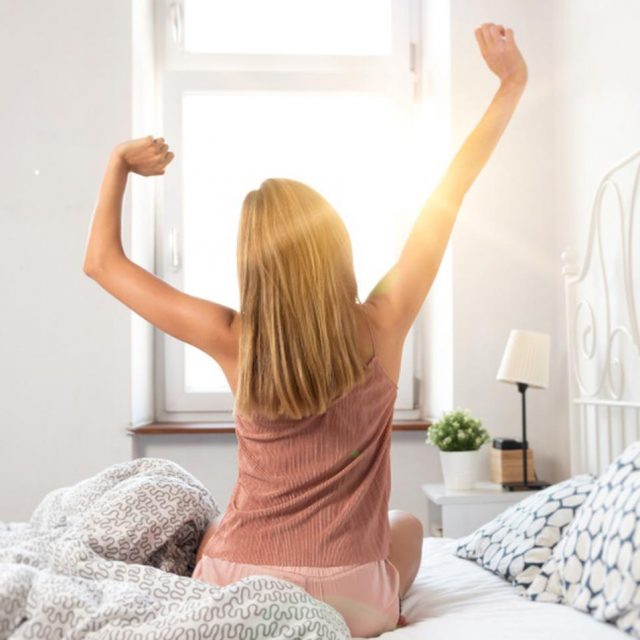良い睡眠と目覚めのコツ！世界一ホットな女性が実践する方法とは？