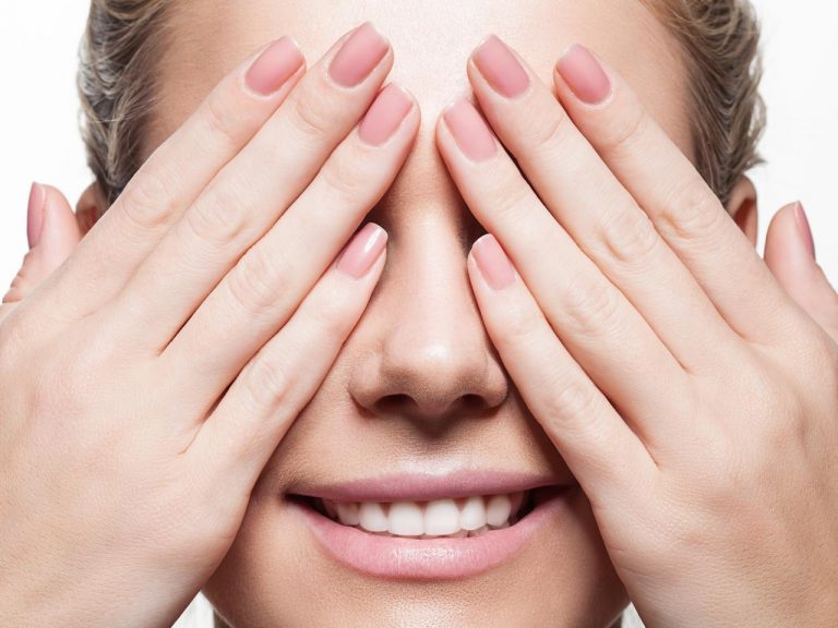 ネイリスト直伝!ネイルのしすぎで弱った自爪を、強く美しい爪に復活させる方法