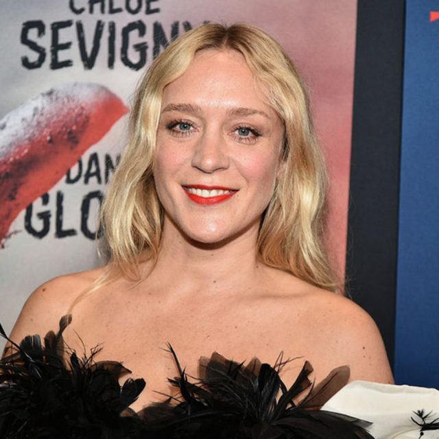 おしゃれ系女優クロエ・セヴィニーが45歳で妊娠、お腹ぽっこり写真が激写