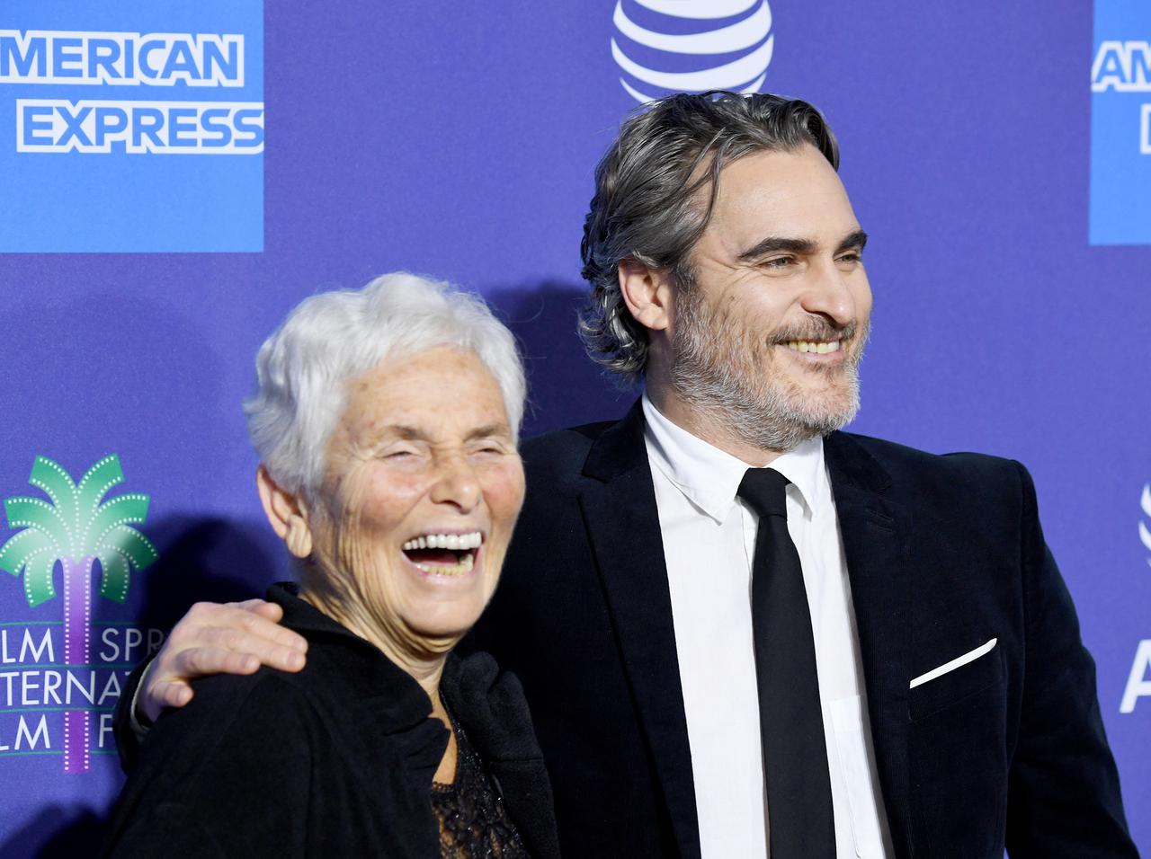 『ジョーカー』ホアキン・フェニックス、“母は僕を見捨てなかった”スピーチで感謝