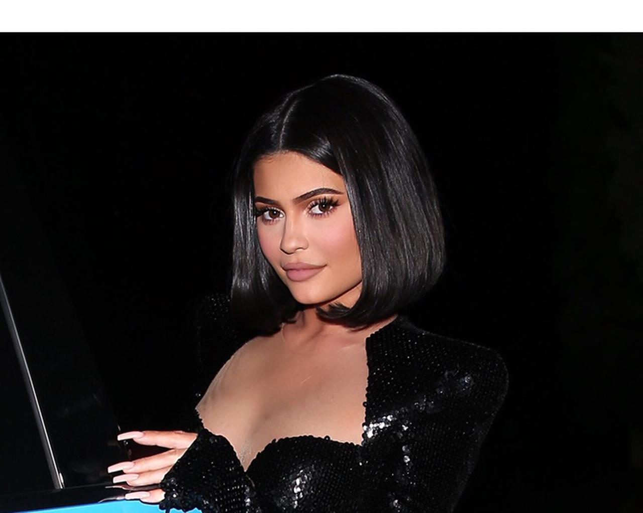 カイリー・ジェンナー、ネイルのデザインに日本人デザイナーの“あのキャラ”を採用