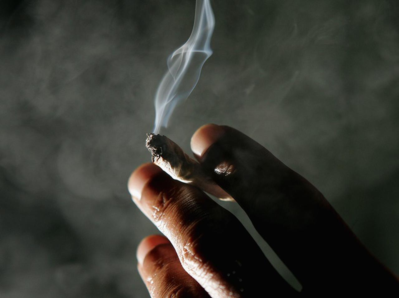 大麻所持で逮捕された男が裁判所で取った行動が反省してなさすぎる