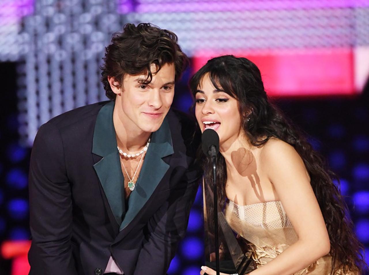 カミラ・カベロ、“条件付き”でショーン・メンデスと「下着姿になる」ことを約束