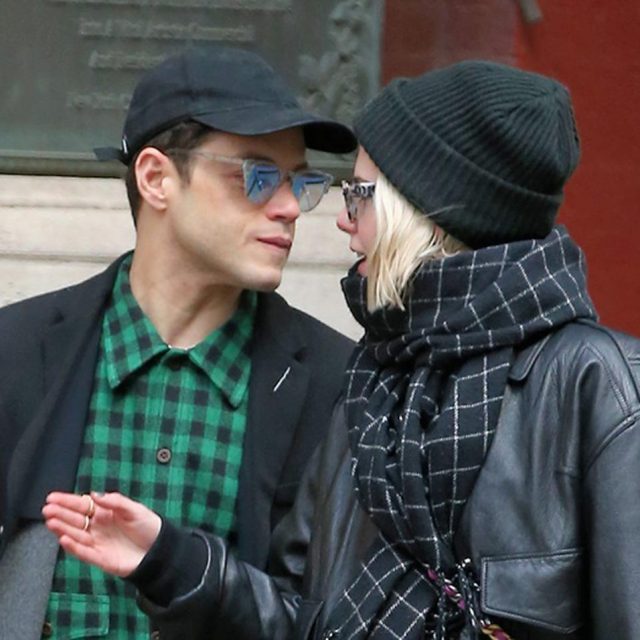 ラミ・マレック＆ルーシー・ボイントン、恥ずかしくないオシャレな「ペアルック」
