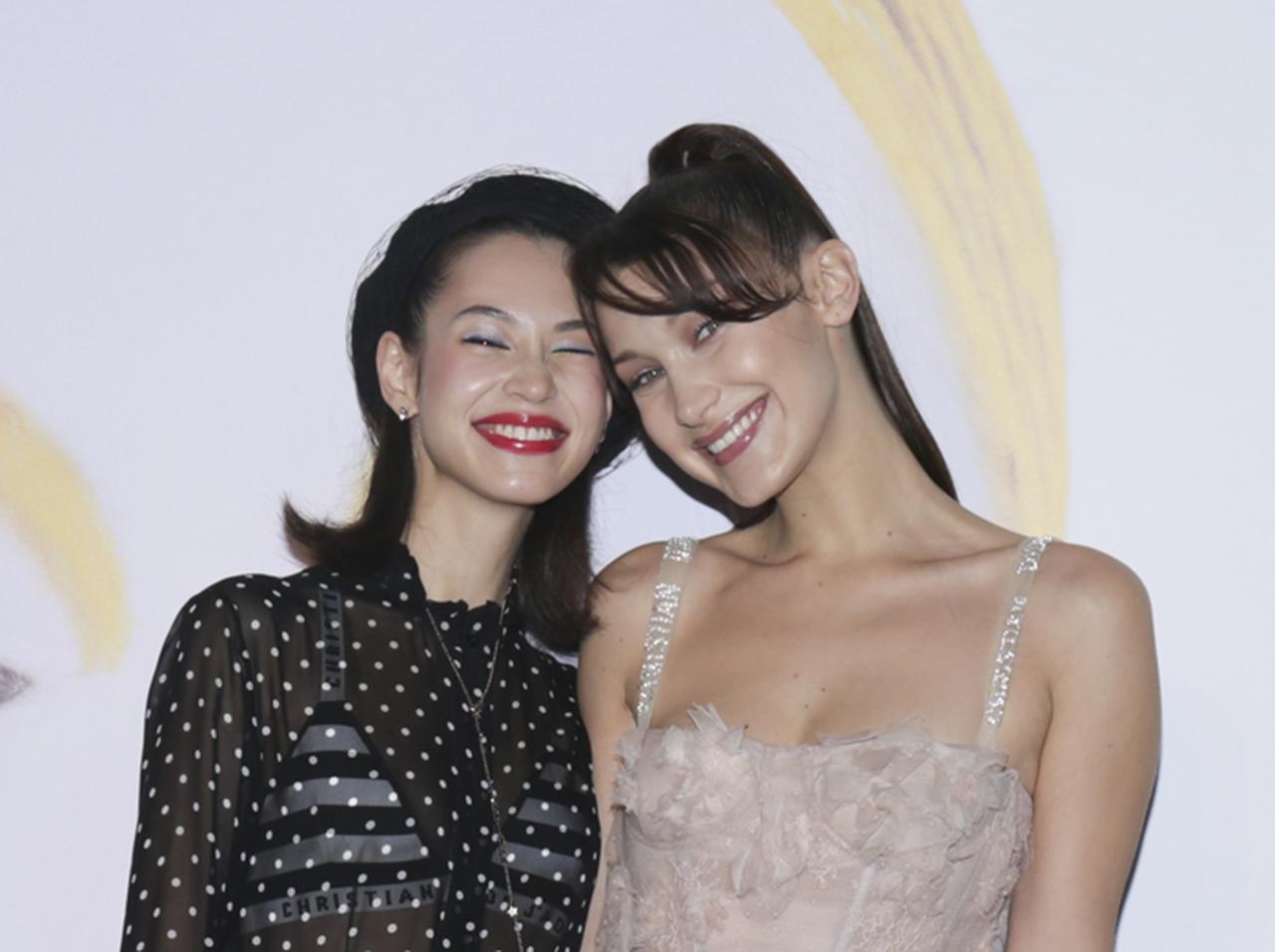 ベラ・ハディッド、水原希子の『ブラを捨て旅に出よう』に反応して友情を見せる