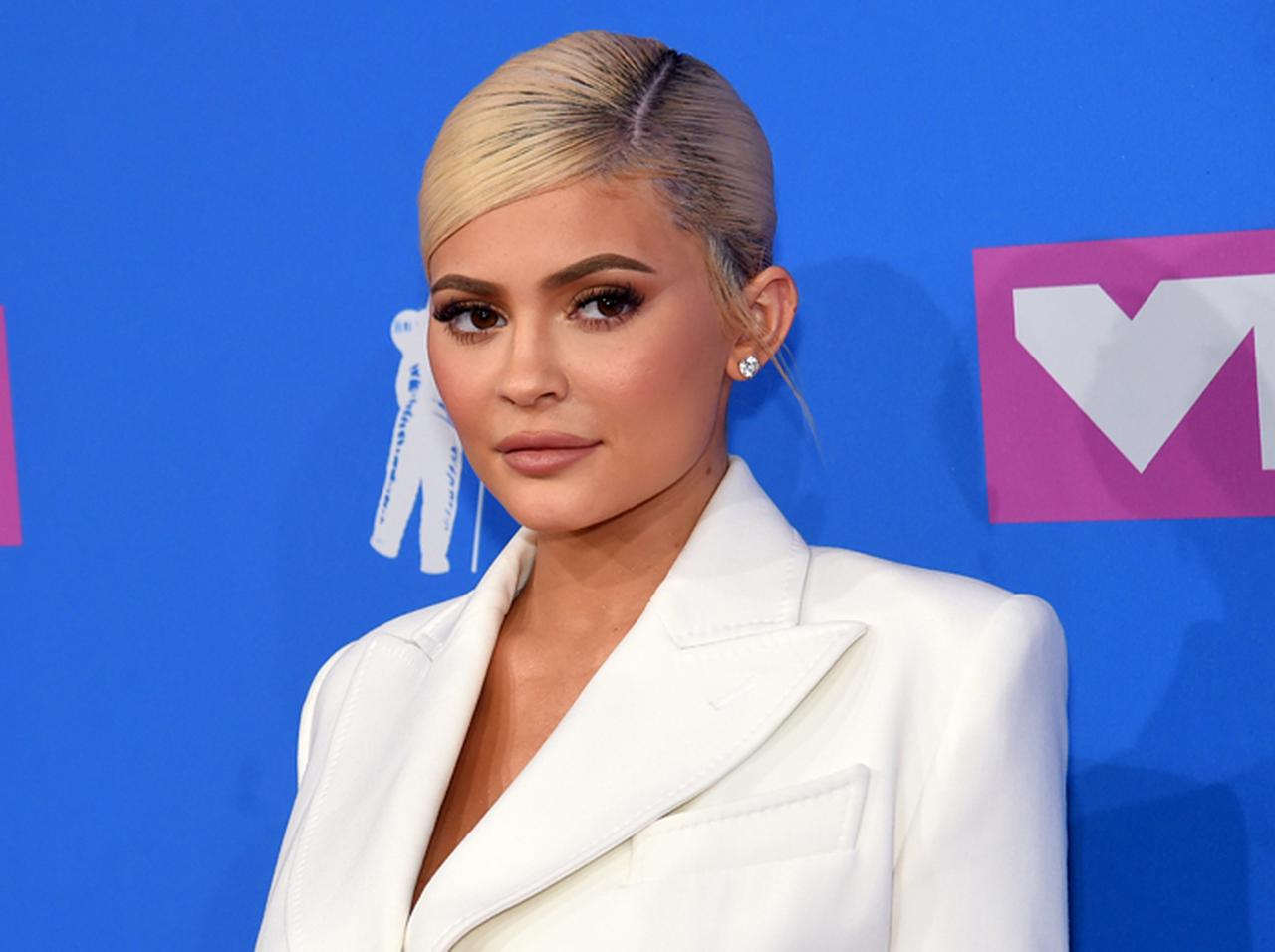 カイリー・ジェンナー、豪森林火災に1億円寄付「不謹慎投稿」を払拭