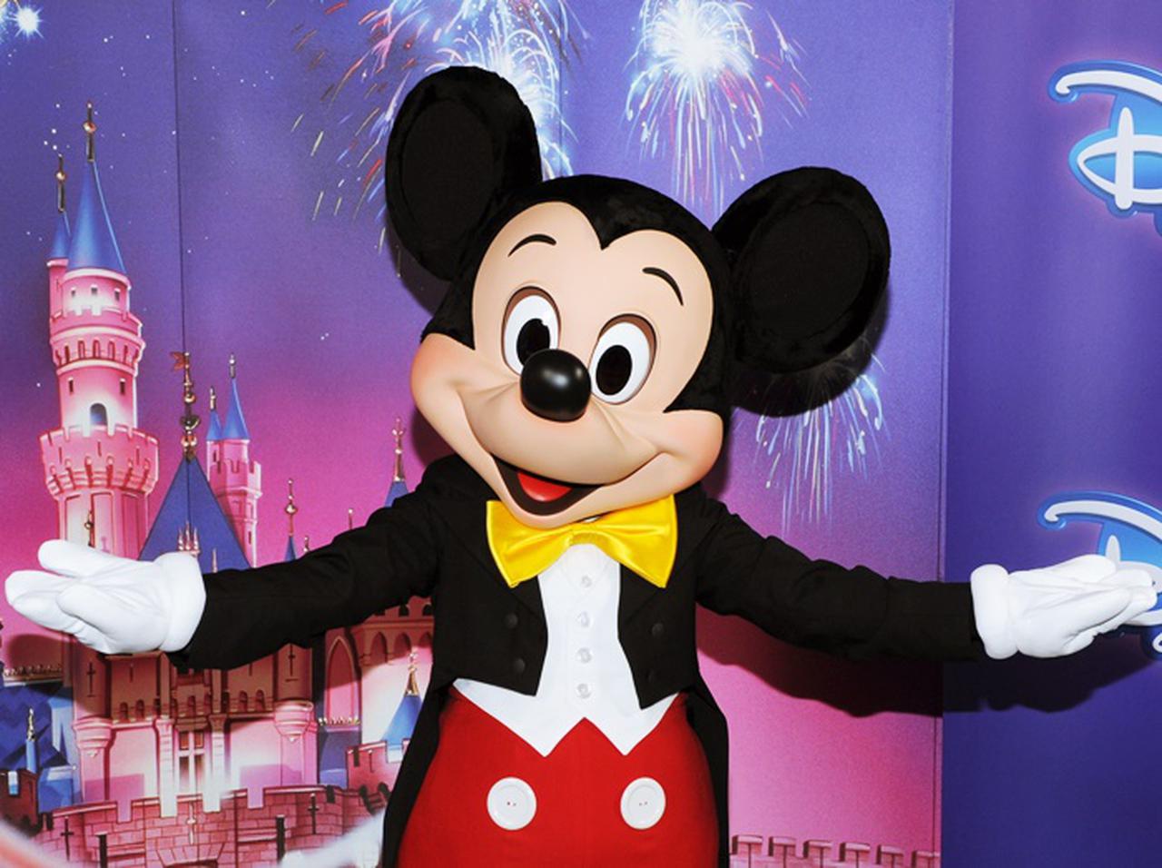 ディズニーランドのホテルで「ある事」をするとギフトカードがもらえる