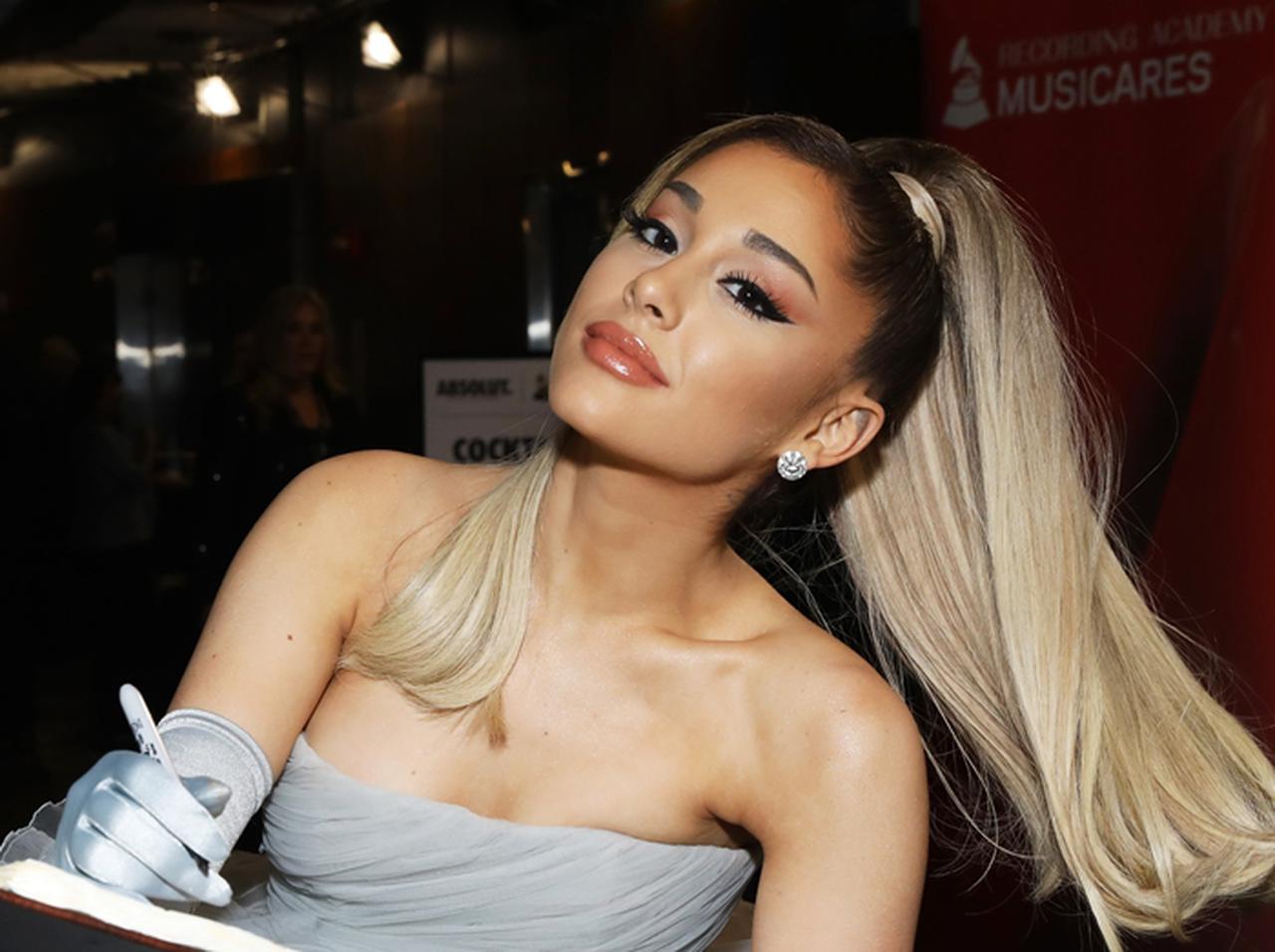 アリアナ・グランデ、粋な演出で『thank u, next』時代の終焉を告げる【グラミー賞】