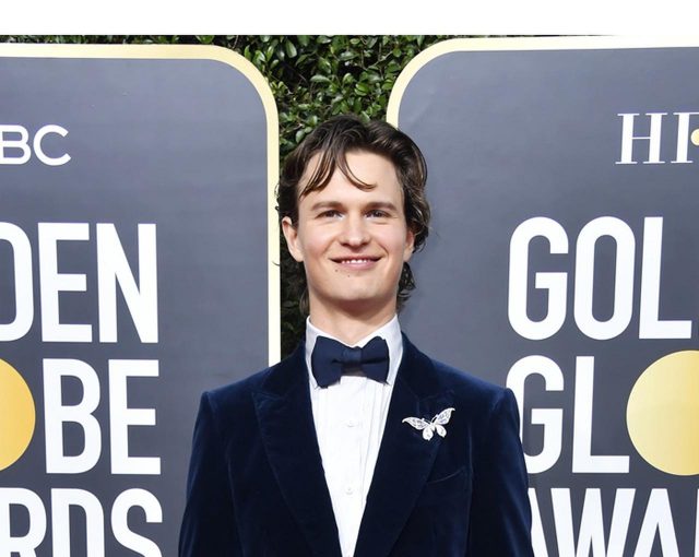 アンセル・エルゴート、目頭にラメ！デカ目テクを駆使する【ゴールデン・グローブ2020】