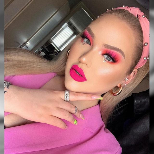 超人気の美容ユーチューバーが「トランスジェンダー」であることをカミングアウト