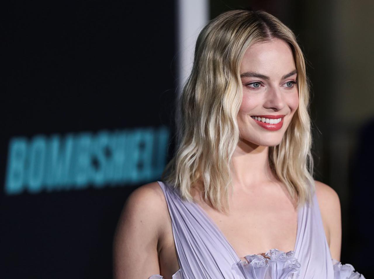 映画『スキャンダル』マーゴット・ロビー、「この作品はセクハラ問題の複雑さを描いてる」【インタビュー映像】