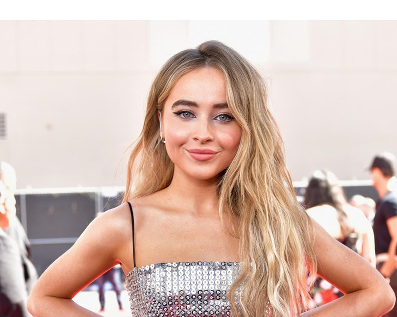 サブリナ・カーペンター、ブロードウェイ版『ミーン・ガールズ』に出演!役どころは?