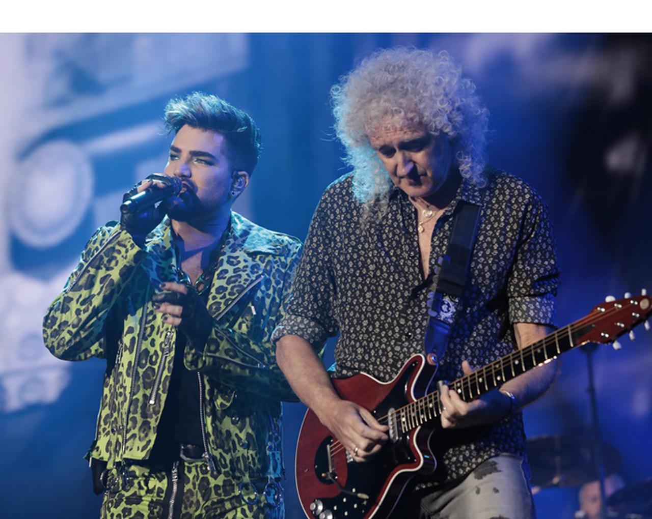 クイーン+アダム・ランバート、「レディオ・ガガ」の演奏中の裏側を公開