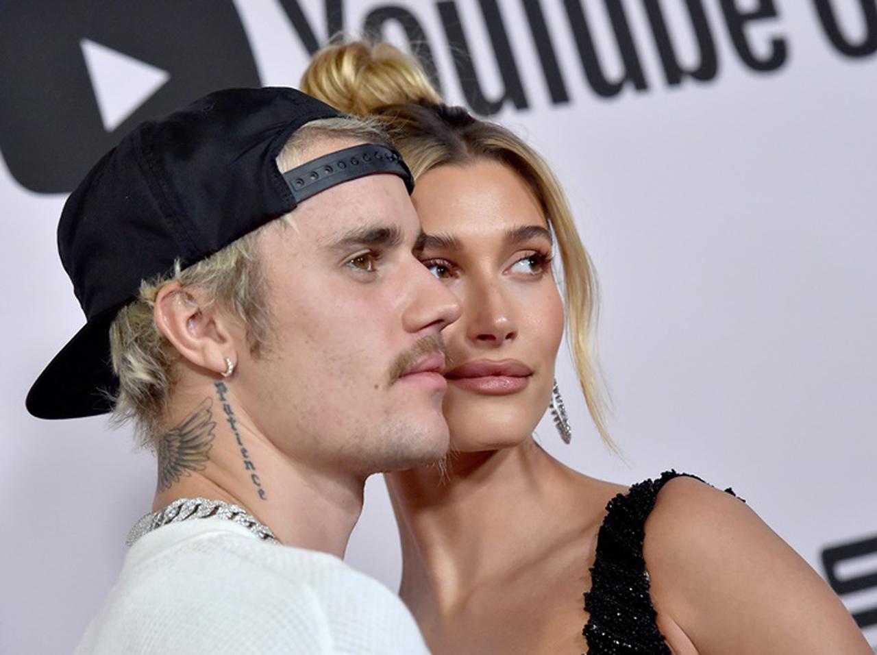 ジャスティン・ビーバー、不評だった「毛の処理」をして妻ヘイリーを喜ばせる