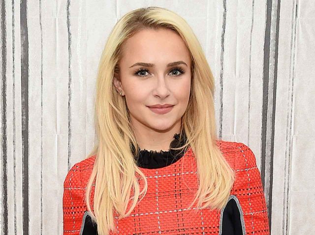 ヘイデン・パネッティーアのDV恋人がまた逮捕、バレンタインデー深夜の寝室で何が？