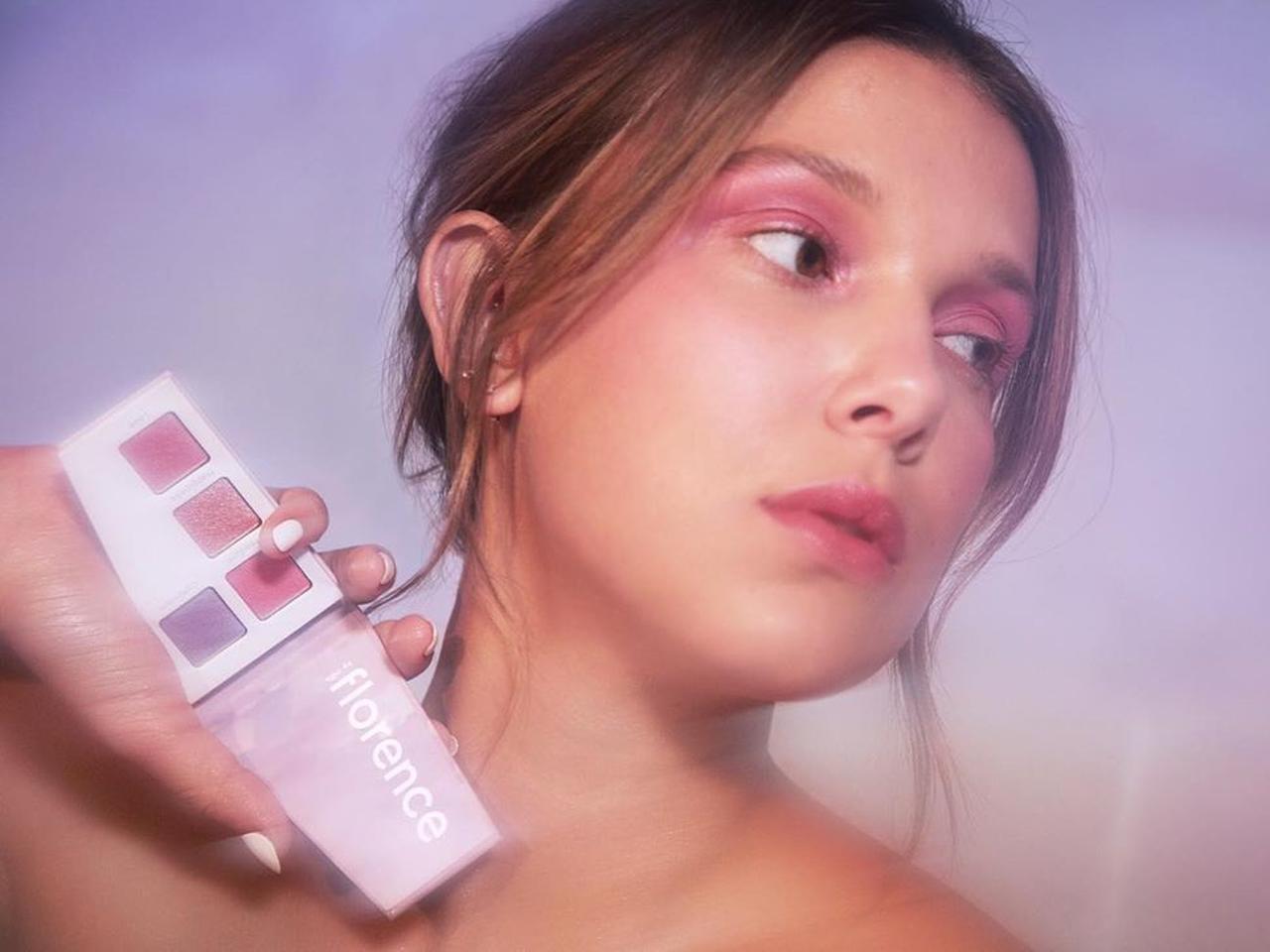 ミリー・ボビー・ブラウン、「分解できる」16色のアイシャドウパレットを発表