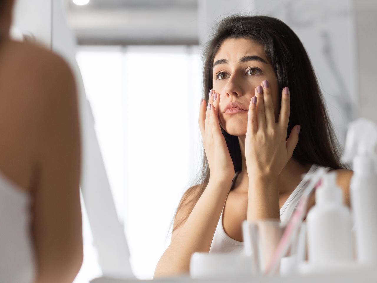 どんより暗い“くすみ顔”を撃退！肌がワントーン明るくなる2つの対処法