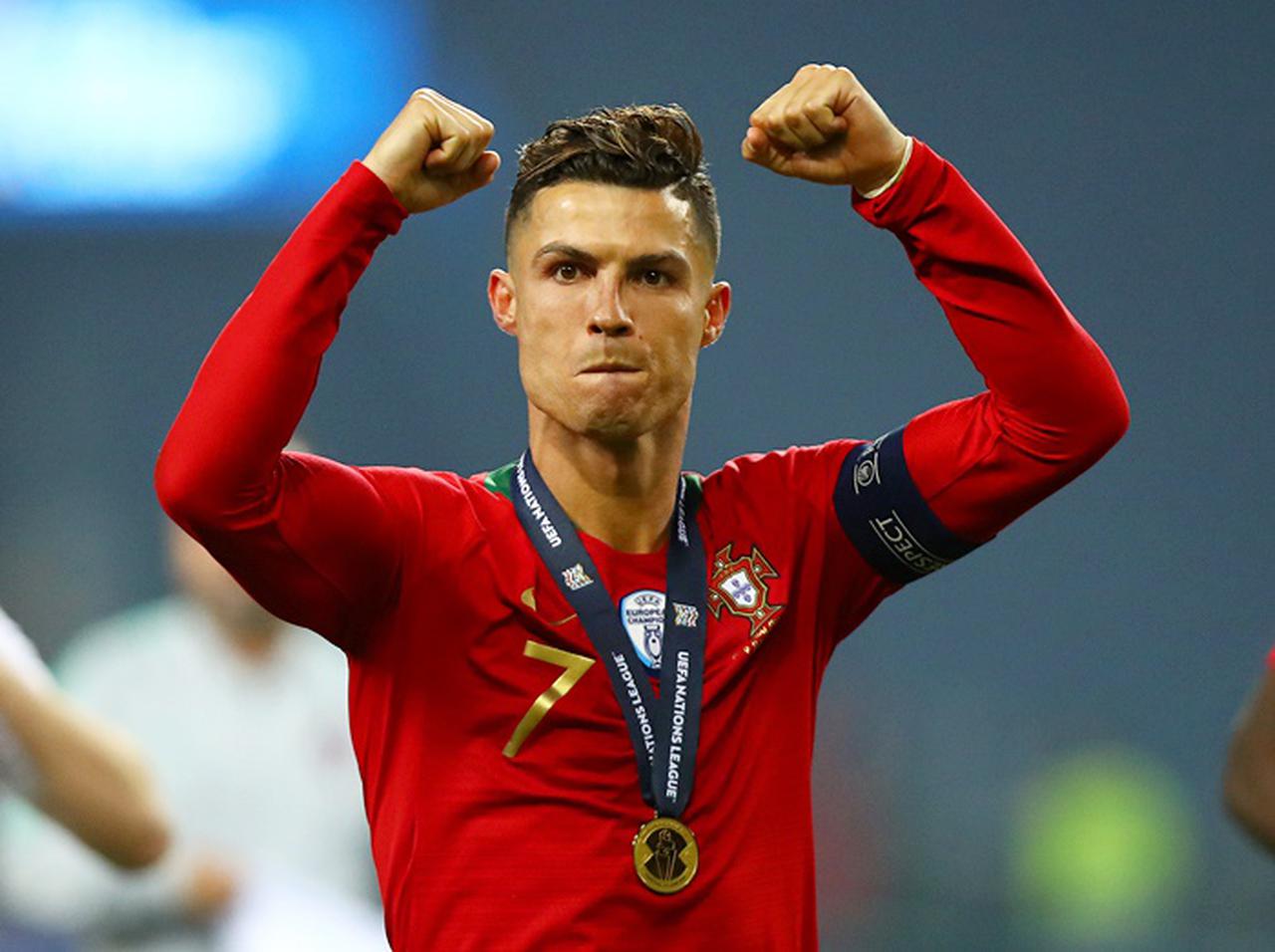 クリスティアーノ・ロナウド、インスタのフォロワー数「2億超え」で世界一フォローされる人物に