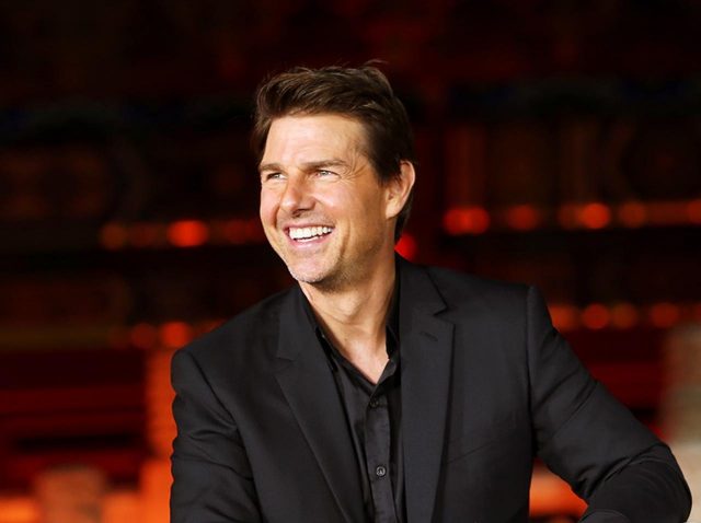 トム・クルーズ、呼ばれてないパーティーに出席するために「不可能なミッション」に挑戦