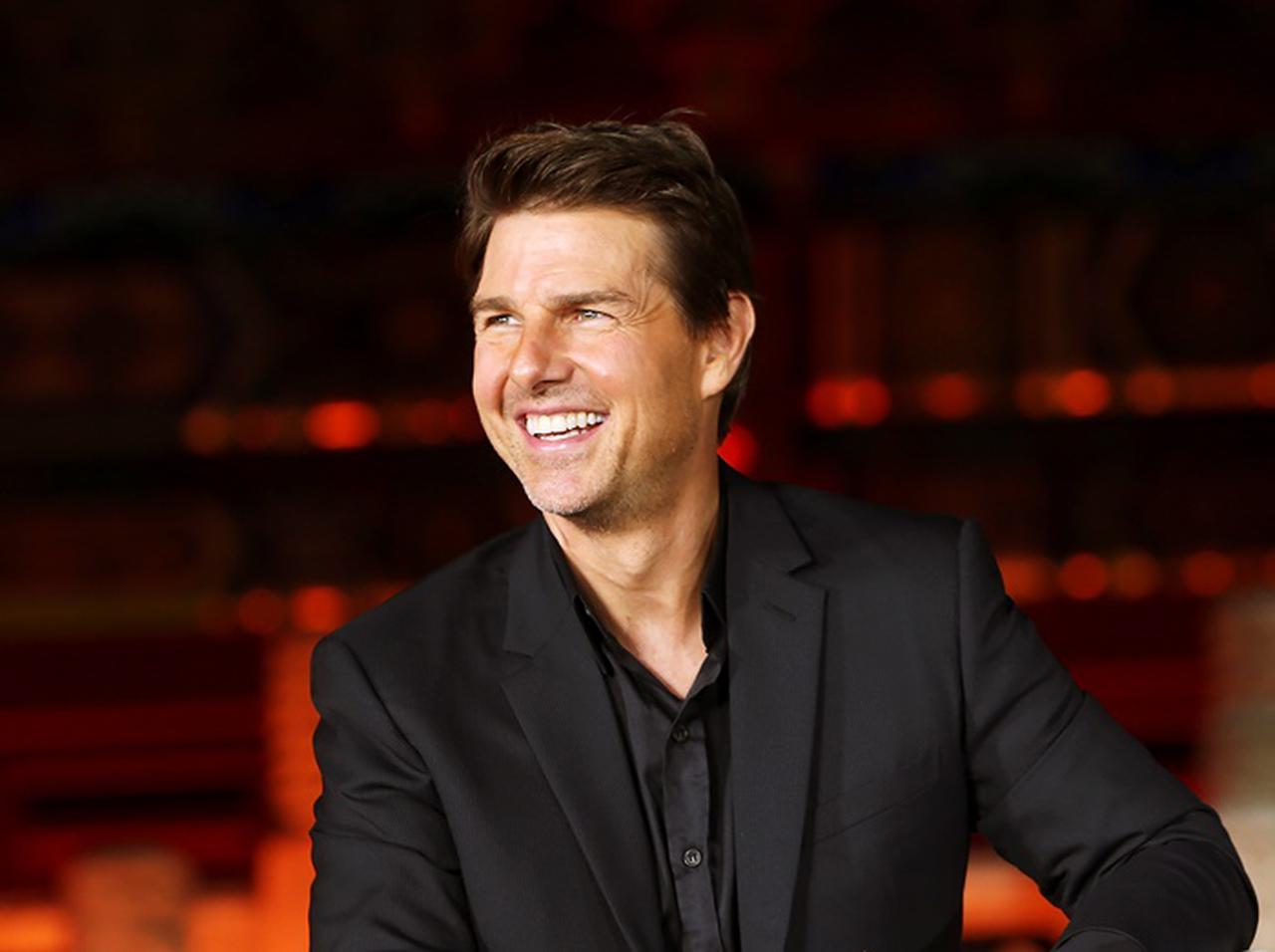 トム・クルーズ、呼ばれてないパーティーに出席するために「不可能なミッション」に挑戦