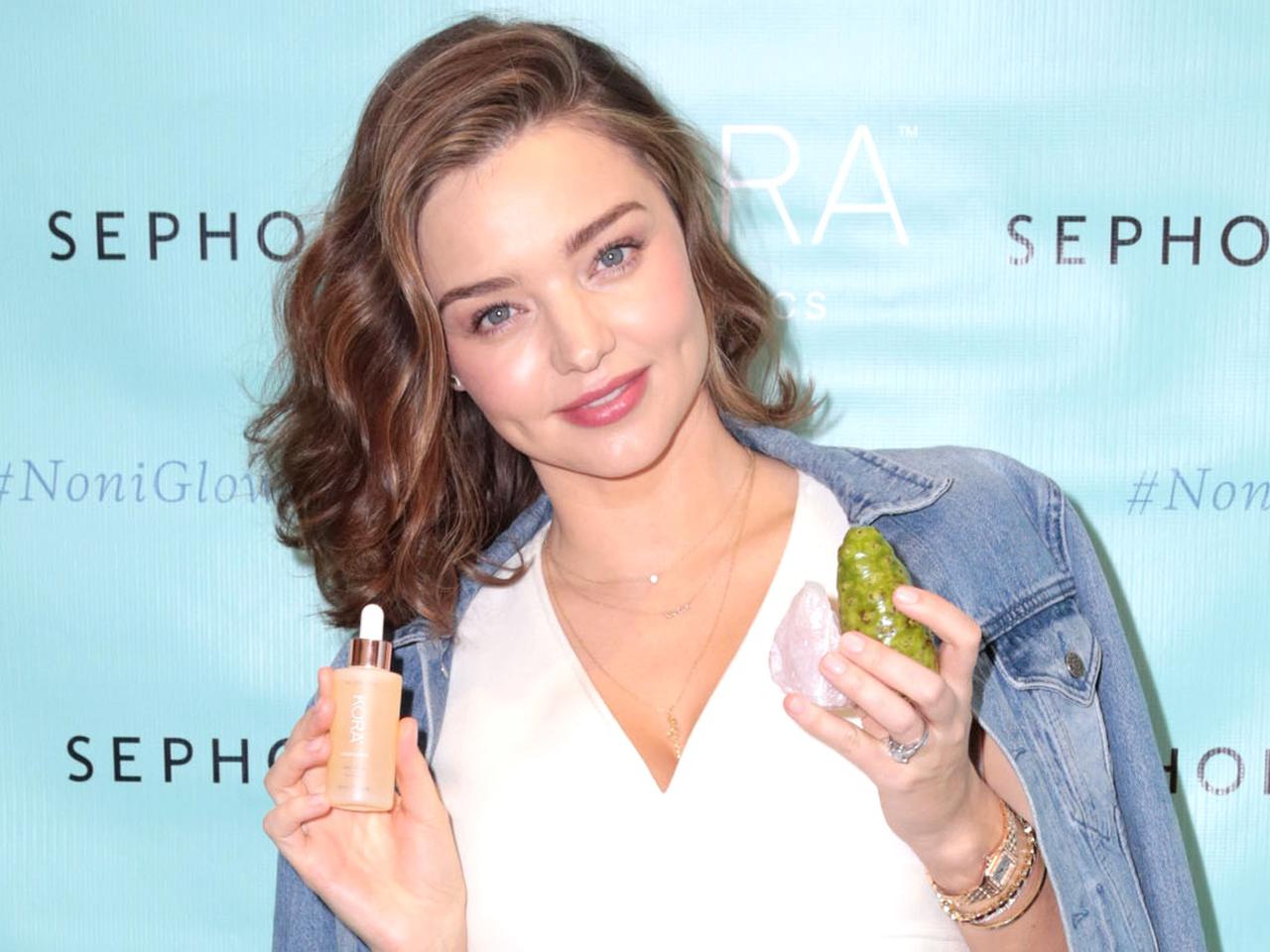 美肌の秘訣!セレブが愛用する「保湿クリーム」4選