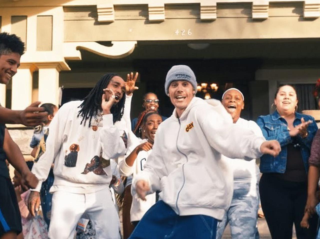 ジャスティン・ビーバー、妻への愛にあふれた心温まる新曲「Intentions」をリリース