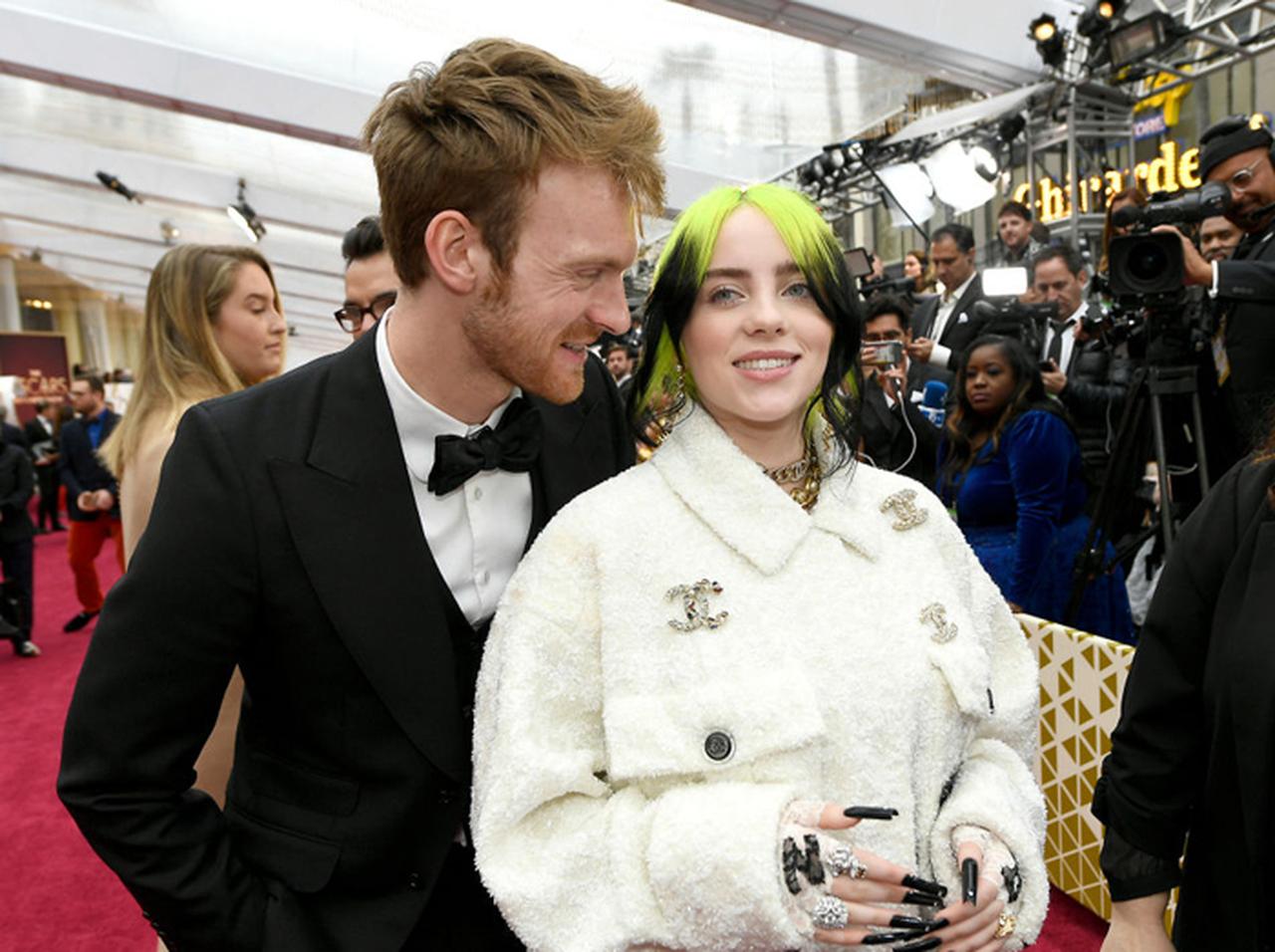 ビリー・アイリッシュ、『007』主題歌採用に立ちはだかる「意外な壁」の存在明かす