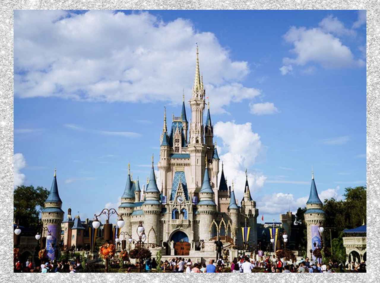 ディズニーランド、シンデレラ城が「イメチェン」で“アレ”そっくりに