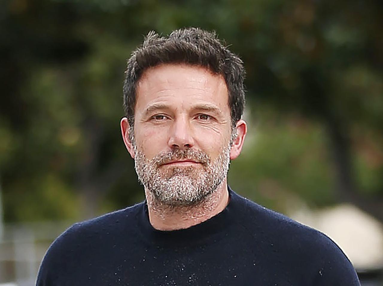 ベン・アフレック、激ダサと酷評されたタトゥーを「偽物」だとウソついた理由が判明