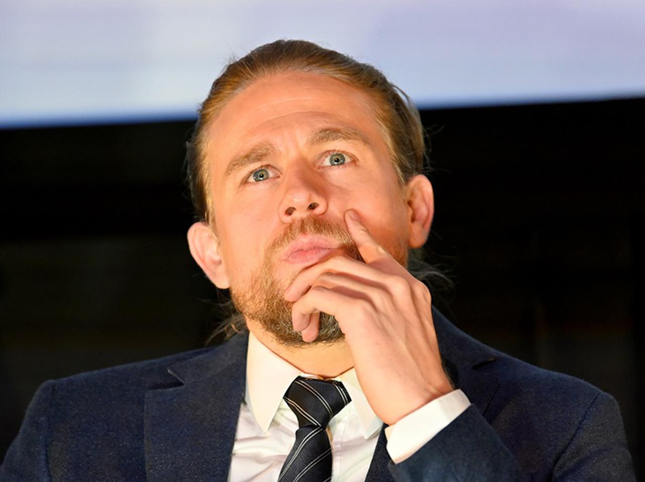 チャーリー・ハナム、“結婚に興味ない”宣言を後悔