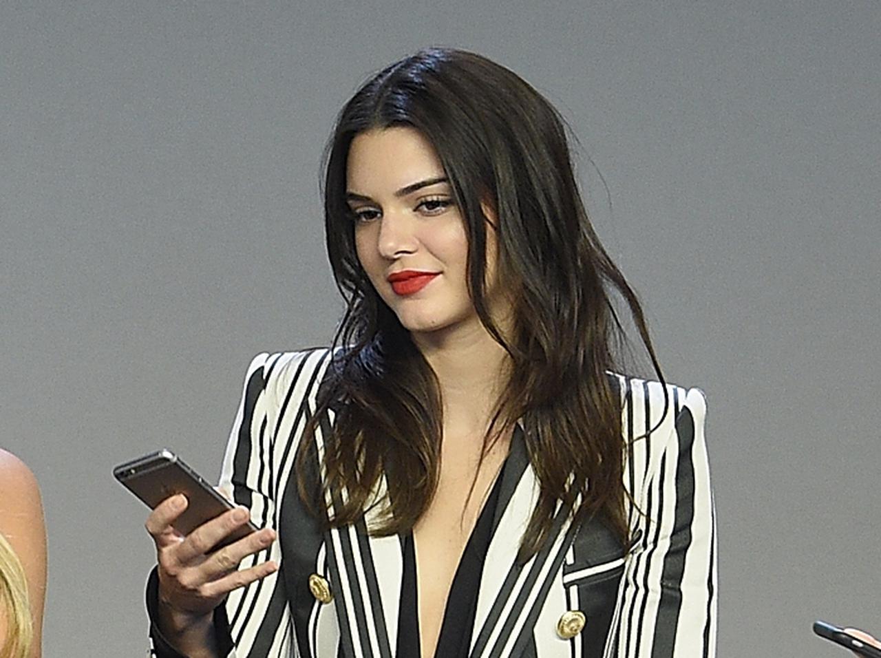 ケンダル・ジェンナー、TikTok開設から「12時間以内」に削除された理由が残念すぎる