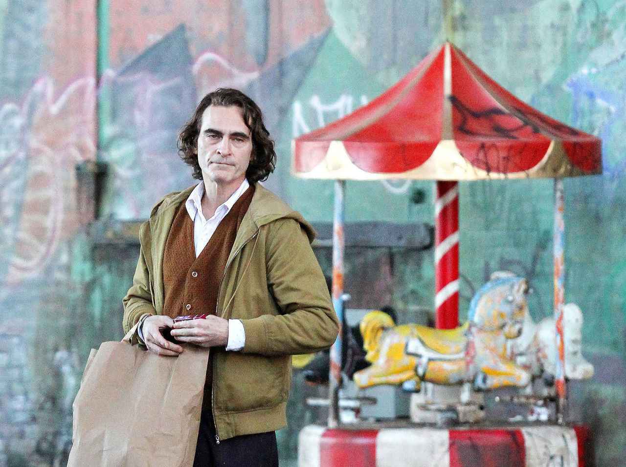 『ジョーカー』と『ダークナイト ライジング』デザイナーは同じ人!「救急車」のデザインに込めた思いとは