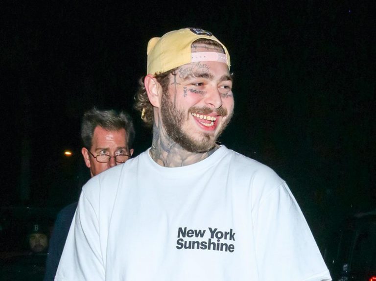 ポスト・マローン、血が滴り落ちる「顔面タトゥー」が痛々しい