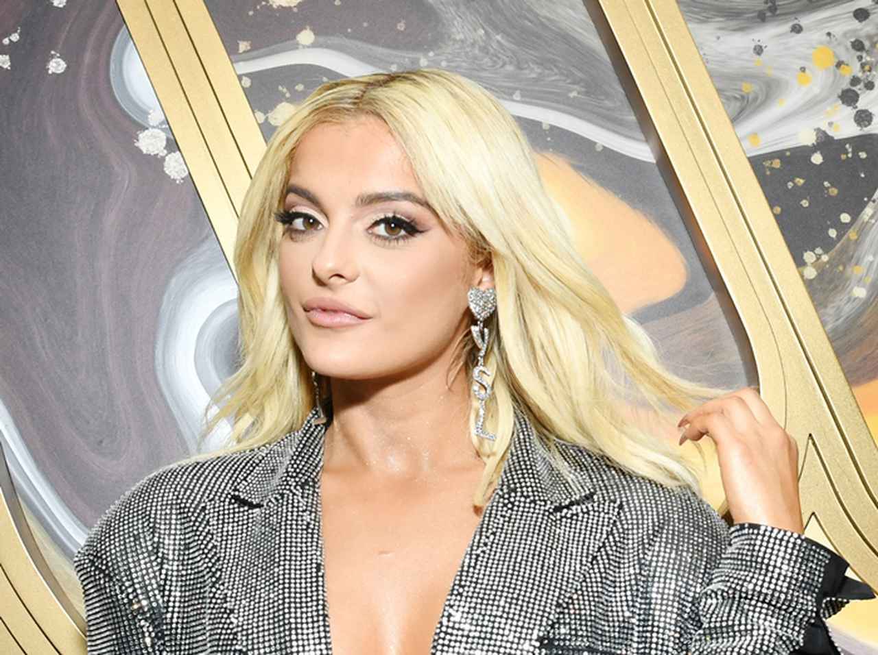 ビービー・レクサ、一見「不可解なツイート」で男性優位の音楽業界を批判