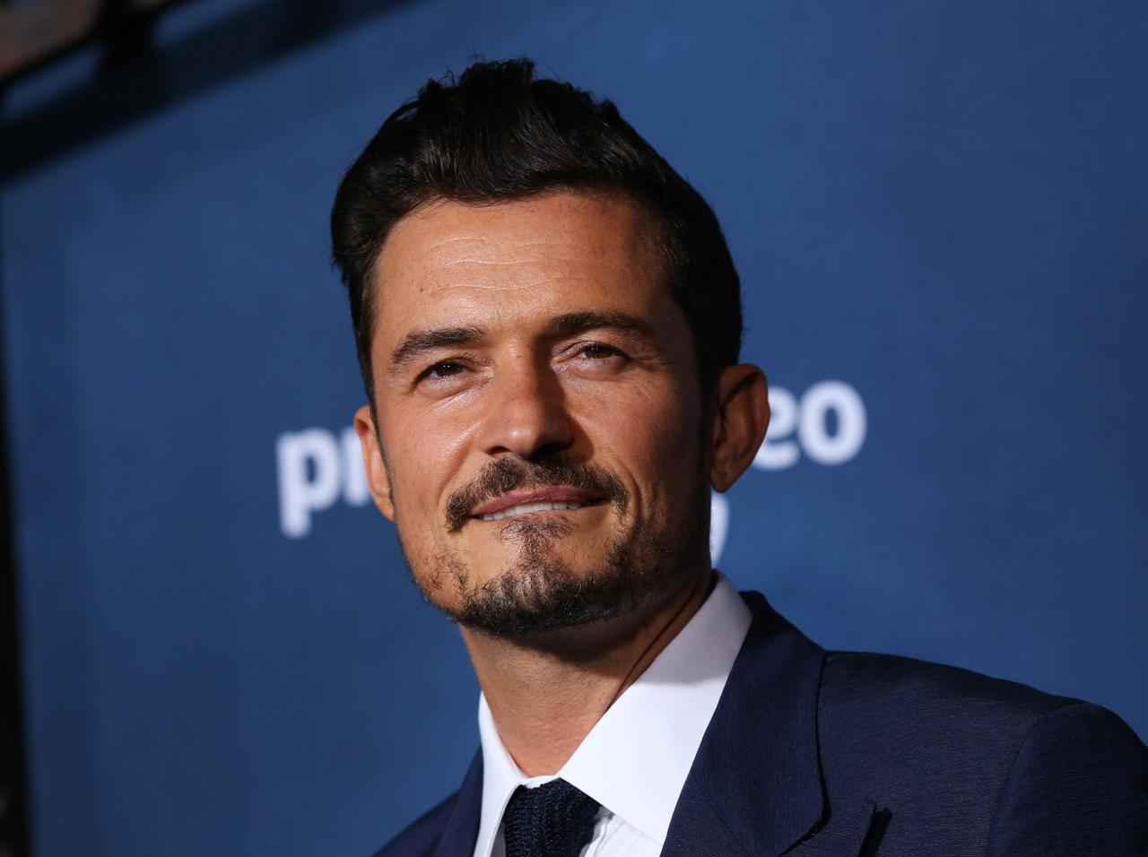 オーランド・ブルーム、息子フリンくんの名前を間違えてタトゥーを入れてしまう