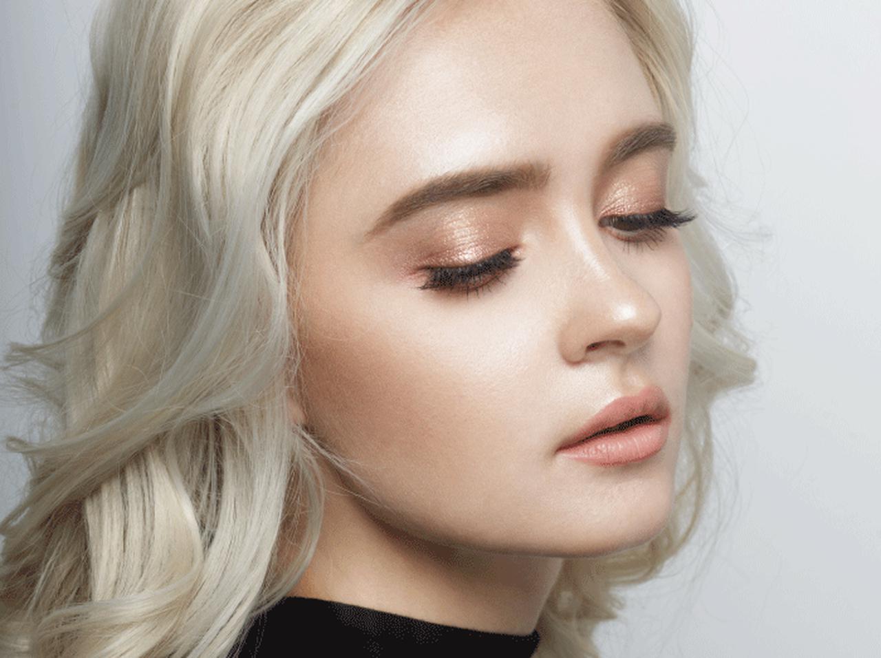 そのやり方NGかも？クリームアイシャドウの正しいメイク直し