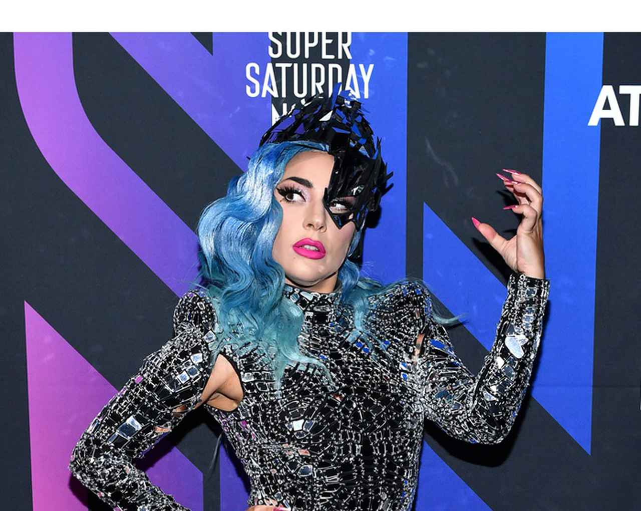 レディー・ガガ、眉なしの“本気のスッピン”で食べた日本食とは？