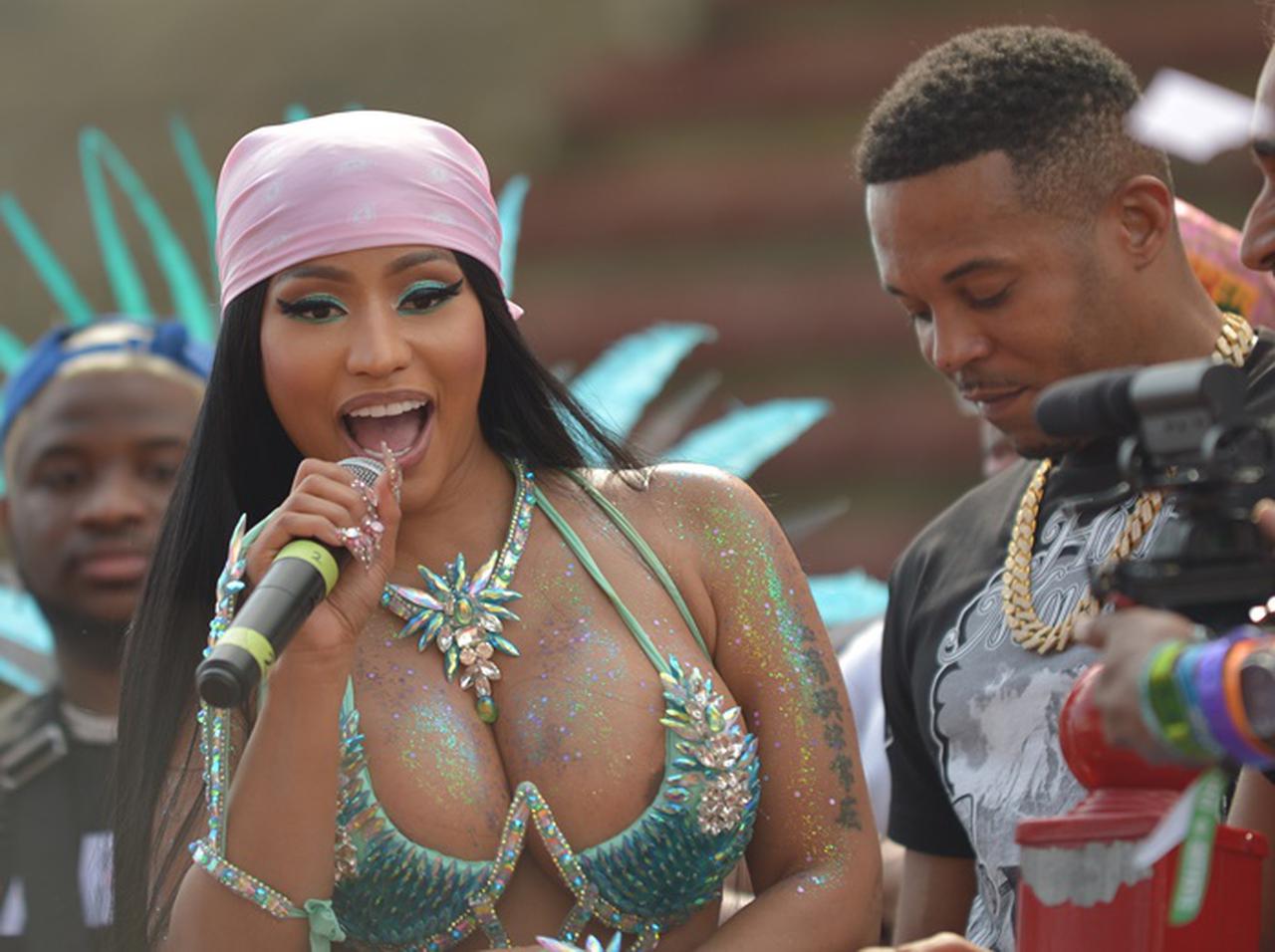 ニッキー・ミナージュ、夫との「ベッドの会話」を明かす